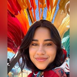 Meet your Posher, Paola